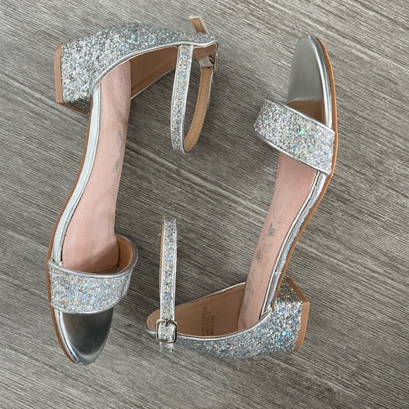 Olive & Edie Gabriele Mary Jane - Picture 5 of 12